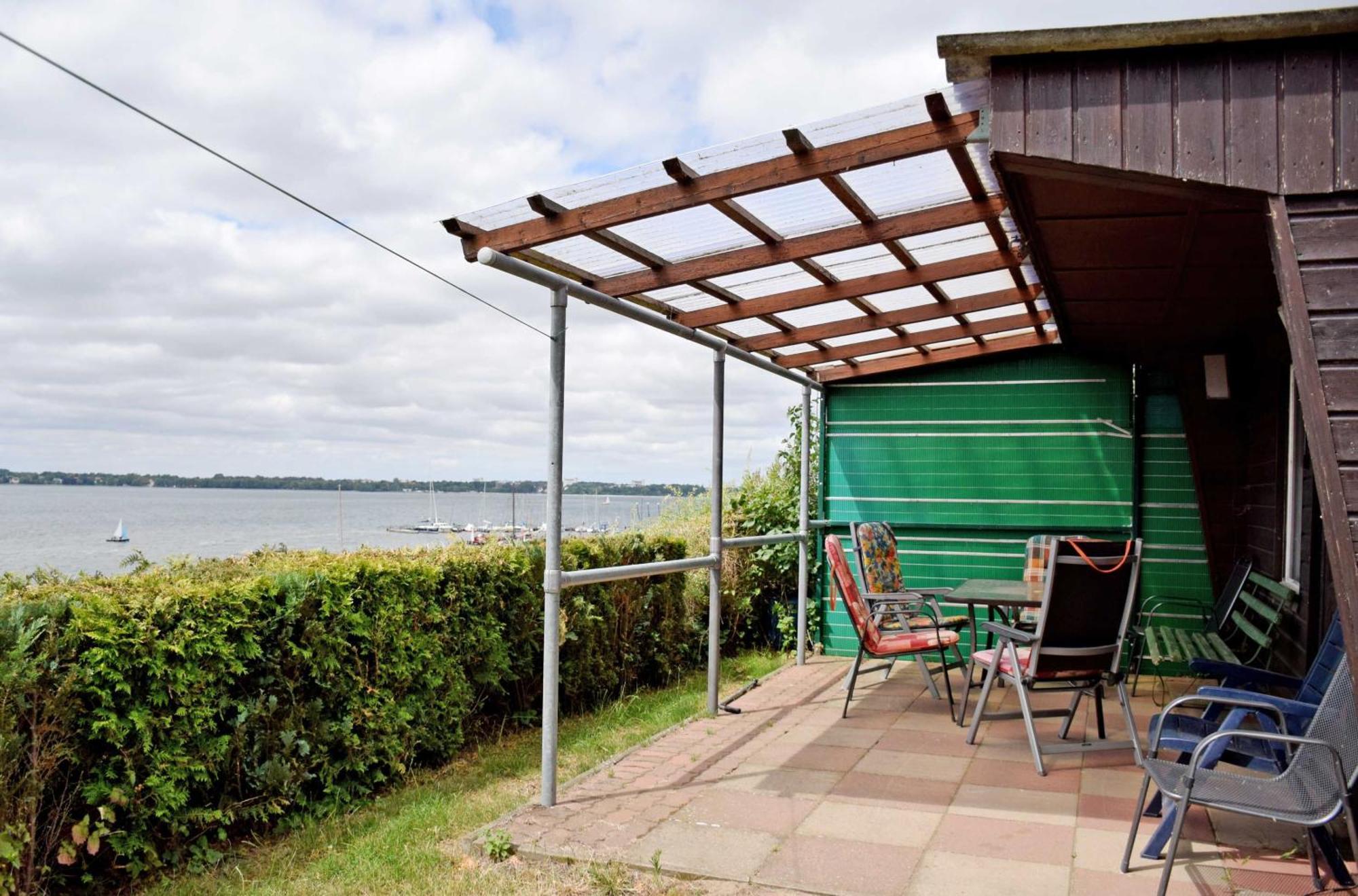 Ferienwohnung Mit Garten Und Sundblick Altefahr Bagian luar foto